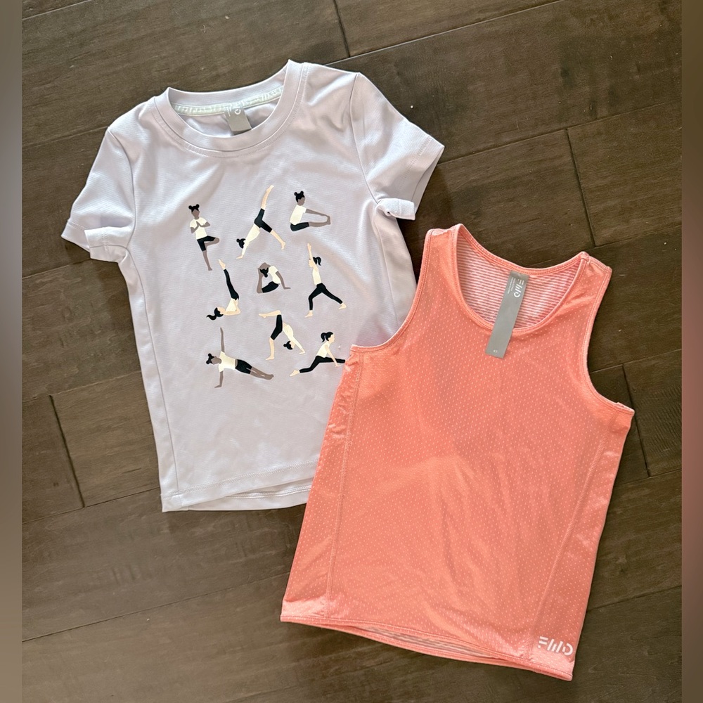 Girls athletic tops 5T/XS FWD EUC